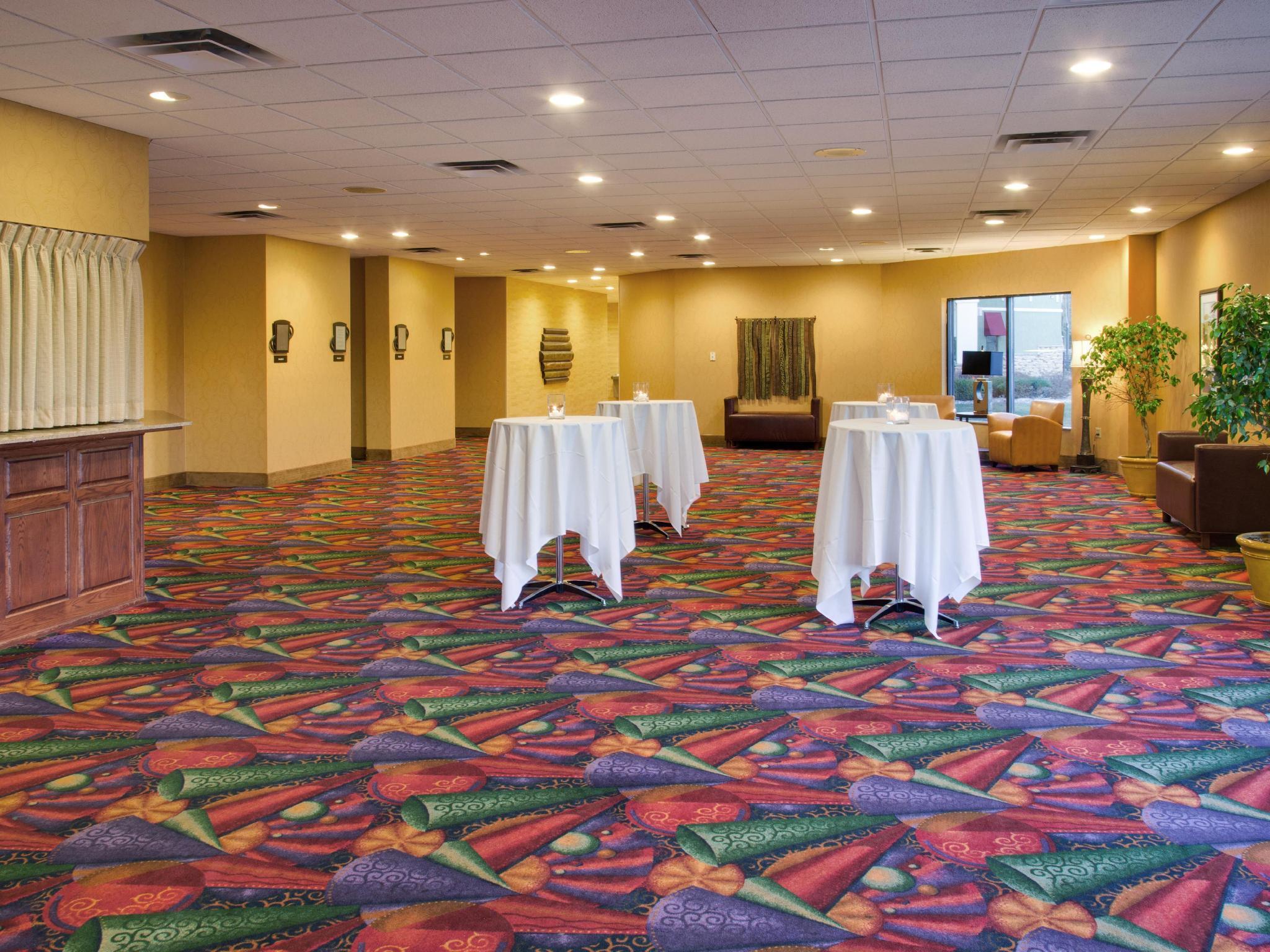 Doubletree By Hilton Austin, Mn Exterior foto