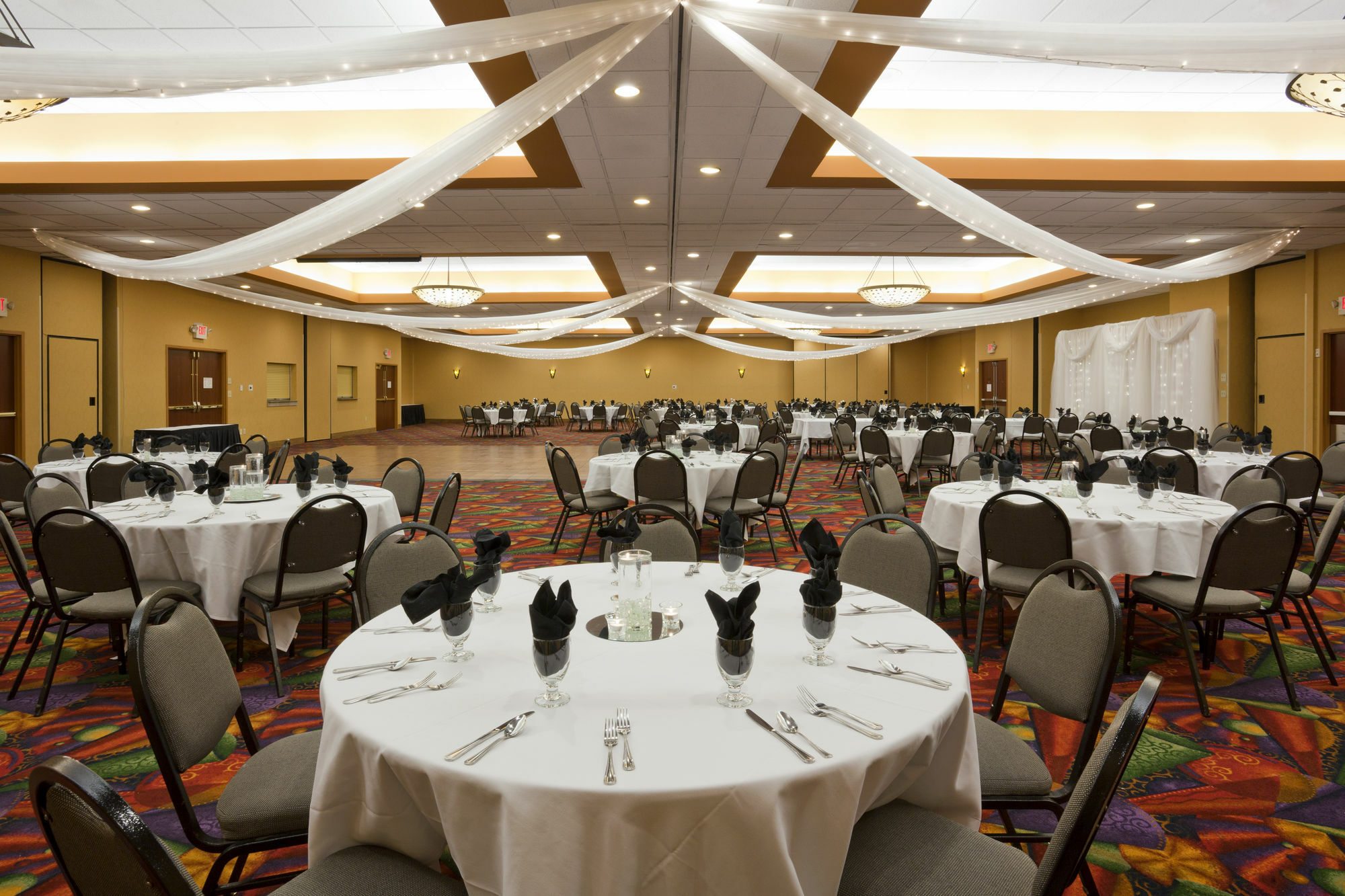 Doubletree By Hilton Austin, Mn Exterior foto